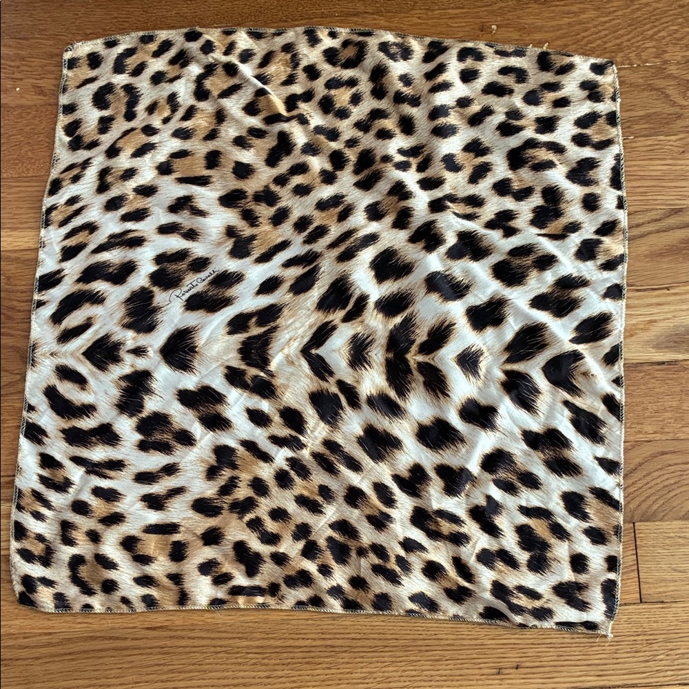 Authentic Roberto Cavalli Silk Leopard Print Square Scarf Signature